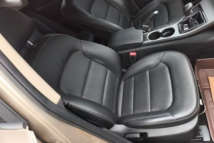 Used Geely Auto Emgrand GS 2016 Elegant Edition 1.3T Manual LingShang Model Right Front Seat
