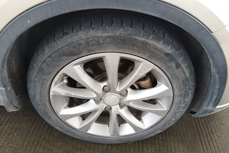 Used Geely Auto Emgrand GS 2016 Elegant Edition 1.8L Manual LingShang Model Right Front Wheel Hub
