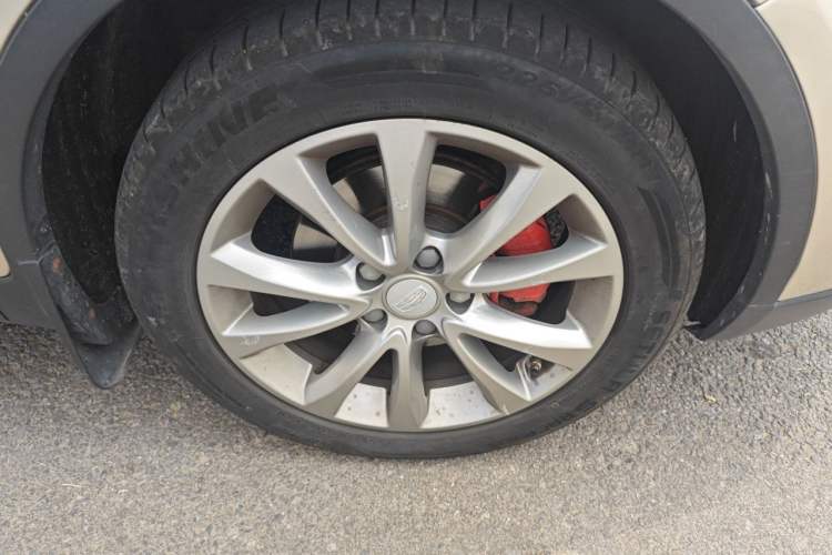 Used Geely Auto Emgrand GS 2016 Sport Edition 1.8L Automatic LingShang Model Right Front Wheel Hub