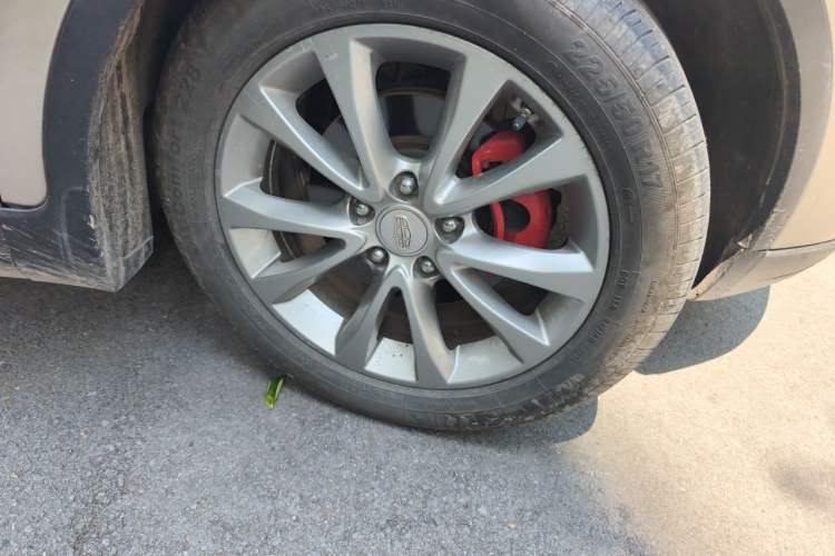 Used Geely Auto Emgrand GS 2016 Sport Edition 1.3T Manual LingShang Model Right Front Wheel Hub