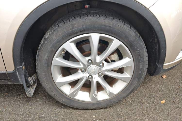 Used Geely Auto Emgrand GS 2016 Elegant Edition 1.8L Manual LingShang Model Right Front Wheel Hub