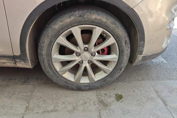 Used Geely Auto Emgrand GS 2016 Sports Edition 1.8L Manual LingShang Model Right Front Wheel Hub