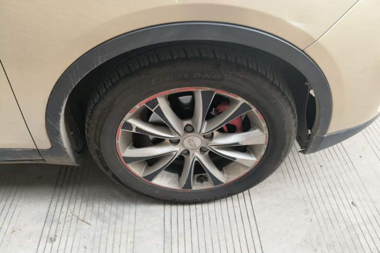 Used Geely Auto Emgrand GS 2016 Sport Edition 1.3T Manual LingShang Model Right Front Wheel Hub