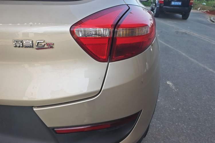 Used Geely Auto Emgrand GS 2016 Sport Edition 1.3T Automatic LingShang Model Right Rear Taillight
