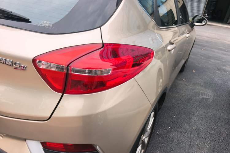 Used Geely Auto Emgrand GS 2016 Elegant Edition 1.8L Manual LingShang Model Right Rear Taillight