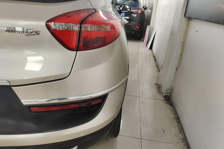 Used Geely Auto Emgrand GS 2016 Sport Edition 1.8L Automatic LingShang Model Right Rear Taillight
