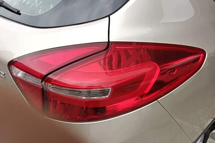 Used Geely Auto Emgrand GS 2016 Sport Edition 1.8L Automatic LingShang Model Right Rear Taillight