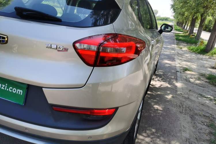 Used Geely Auto Emgrand GS 2016 Sports Edition 1.8L Manual LingShang Model Right Rear Taillight
