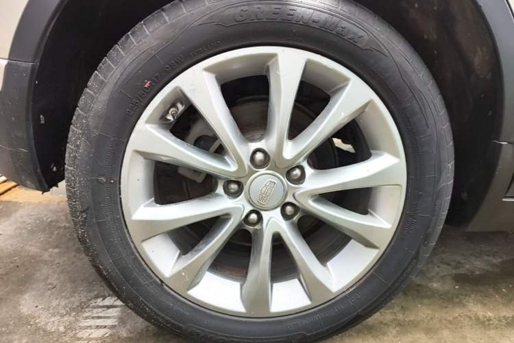 Used Geely Auto Emgrand GS 2016 Elegant Edition 1.3T Manual LingShang Model Right Rear Wheel Hub