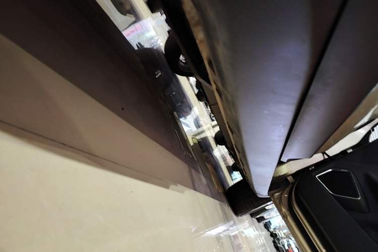 Used Geely Auto Emgrand GS 2016 Sports Edition 1.8L Manual LingShang Model Right Side Sill