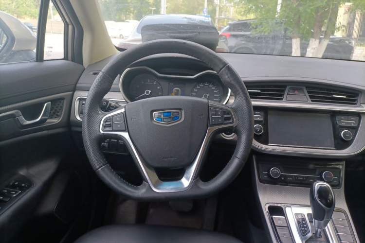 Used Geely Auto Emgrand GS 2016 Elegant Edition 1.3T Automatic LingShang Model Steering Wheel
