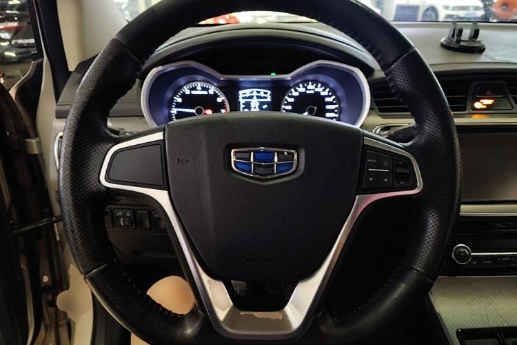 Used Geely Auto Emgrand GS 2016 Sports Edition 1.8L Manual LingShang Model Steering Wheel