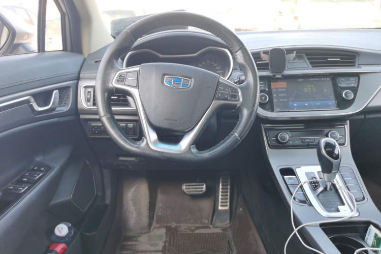 Used Geely Auto Emgrand GS 2016 Sport Edition 1.8L Automatic LingShang Model Steering Wheel