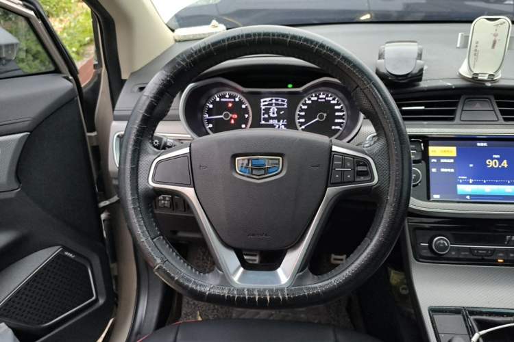 Used Geely Auto Emgrand GS 2016 Sports Edition 1.8L Manual LingShang Model Steering Wheel