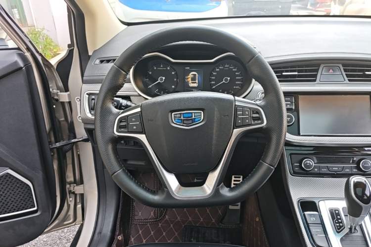 Used Geely Auto Emgrand GS 2016 Sport Edition 1.8L Automatic LingShang Model Steering Wheel