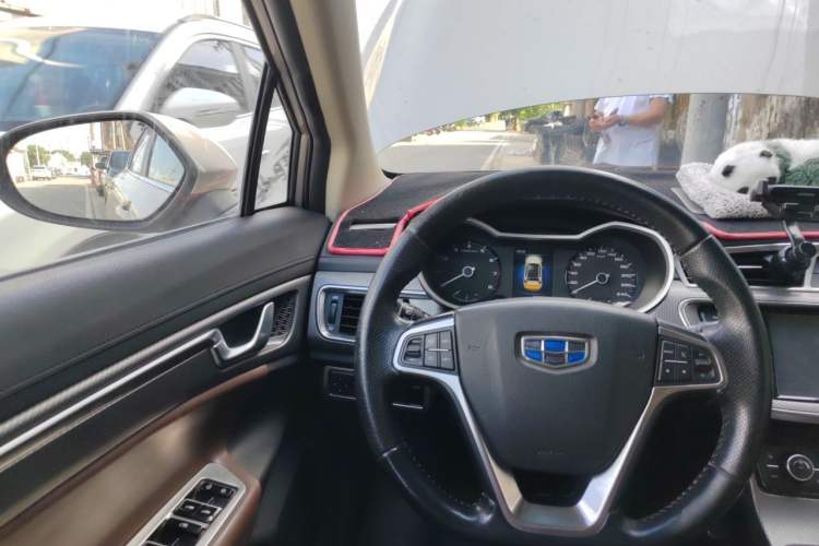 Used Geely Auto Emgrand GS 2016 Sport Edition 1.3T Automatic ZhenShang Model Steering Wheel
