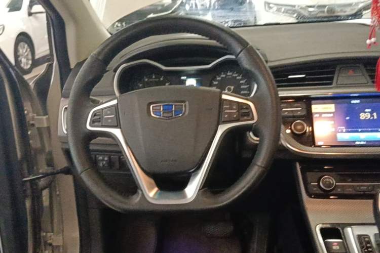 Used Geely Auto Emgrand GS 2016 Elegant Edition 1.3T Automatic LingShang Model Steering Wheel
