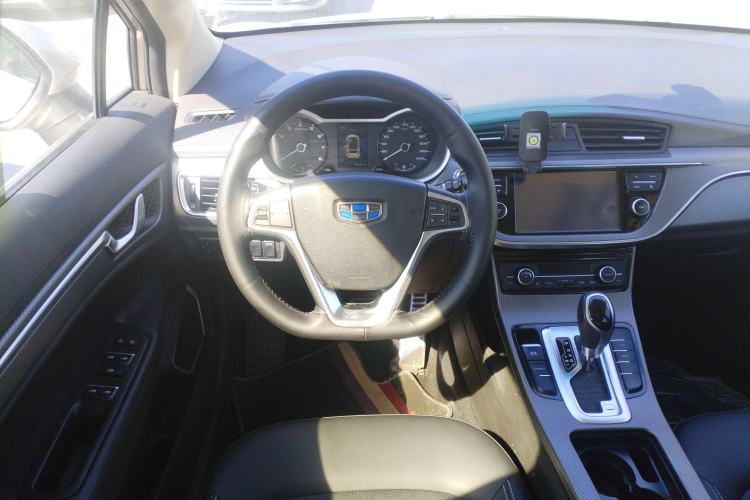 Used Geely Auto Emgrand GS 2016 Sport Edition 1.8L Automatic LingShang Model Steering Wheel