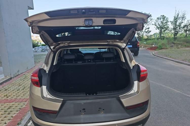 Used Geely Auto Emgrand GS 2016 Sport Edition 1.3T Automatic LingShang Model Trunk