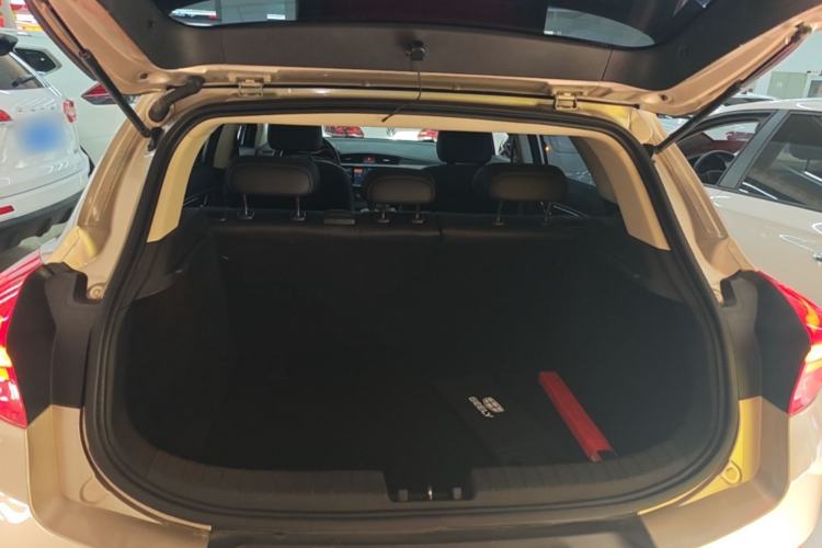 Used Geely Auto Emgrand GS 2016 Sport Edition 1.3T Automatic ZhenShang Model Trunk