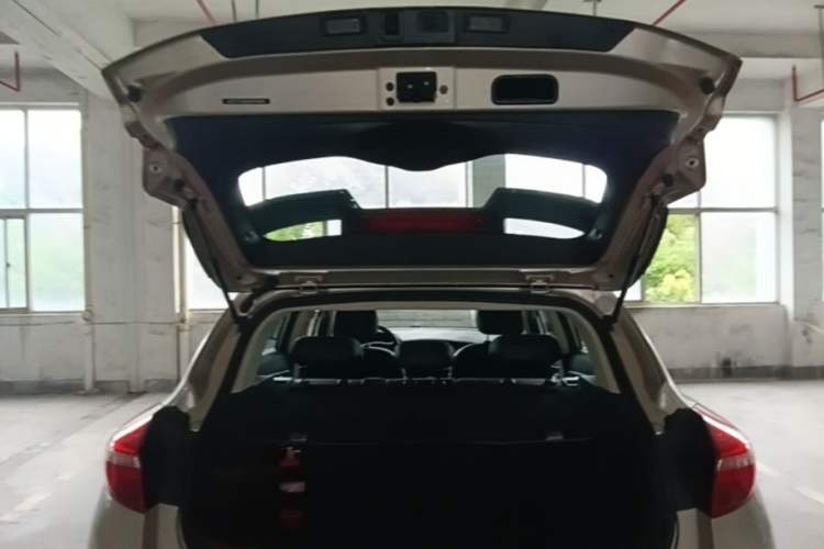 Used Geely Auto Emgrand GS 2016 Sport Edition 1.3T Automatic LingShang Model Trunk