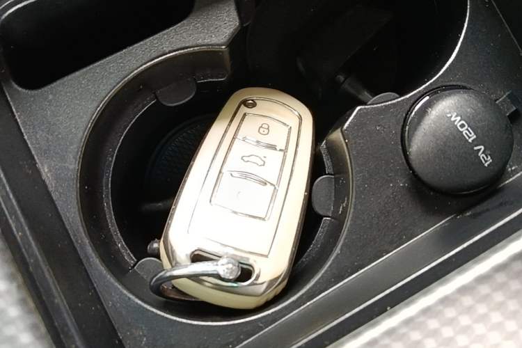 Used Geely Auto Emgrand GS 2016 Sport Edition 1.8L Automatic LingShang Model Vehicle Key