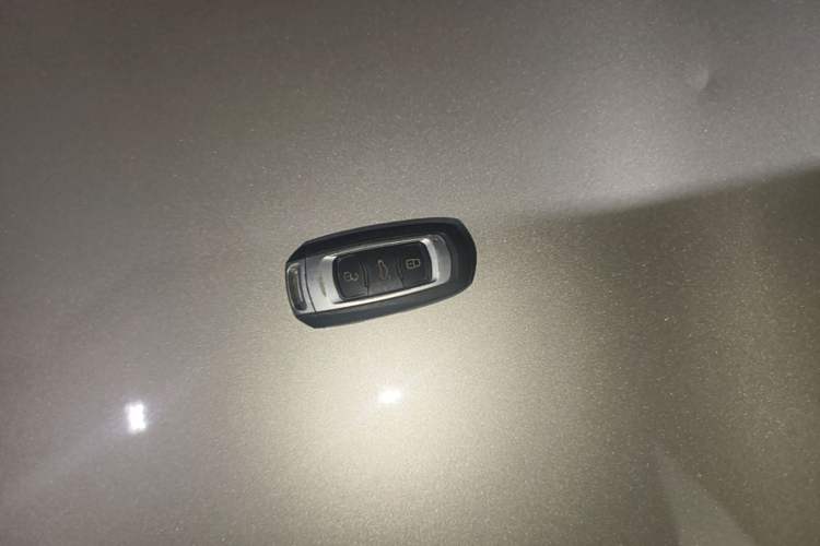 Used Geely Auto Emgrand GS 2016 Sport Edition 1.3T Automatic LingShang Model Vehicle Key