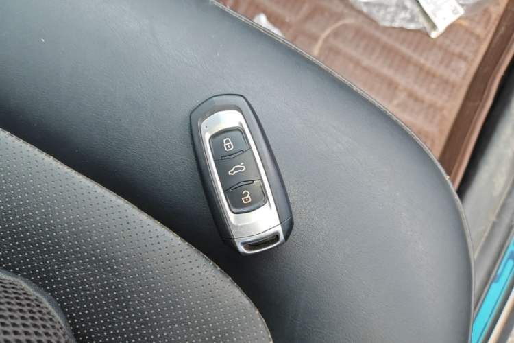 Used Geely Auto Emgrand GS 2016 Sport Edition 1.3T Manual LingShang Model Vehicle Key