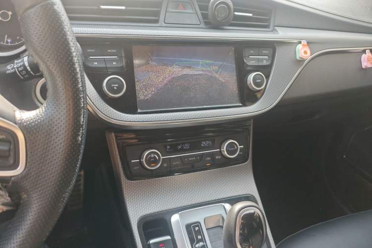 Used Geely Auto Emgrand GS 2016 Sport Edition 1.3T Automatic LingShang Model Audio And AC Panel