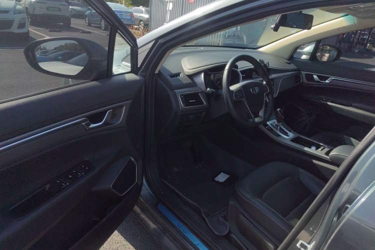 Used Geely Auto Emgrand GS 2016 Elegant Edition 1.3T Automatic LingShang Model Driver Seat