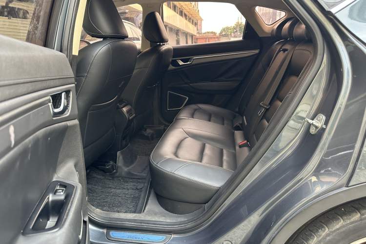 Used Geely Auto Emgrand GS 2016 Elegant Edition 1.3T Automatic LingShang Model Exterior 5