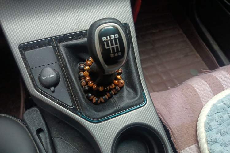 Used Geely Auto Emgrand GS 2016 Sports Edition 1.8L Manual LingShang Model Gear Lever
