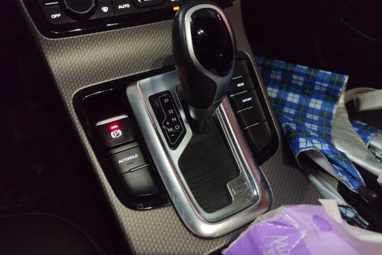 Used Geely Auto Emgrand GS 2016 Sport Edition 1.8L Automatic LingShang Model Gear Lever
