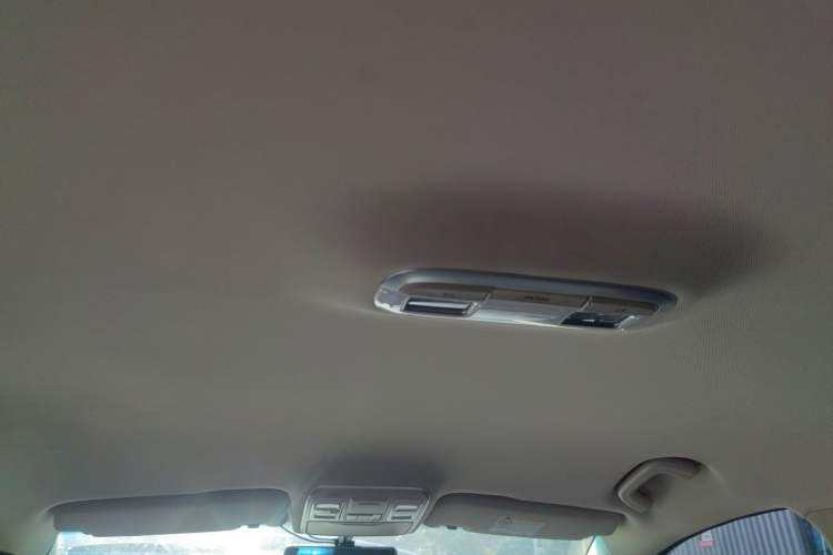 Used Geely Auto Emgrand GS 2016 Elegant Edition 1.3T Automatic LingShang Model Headliner