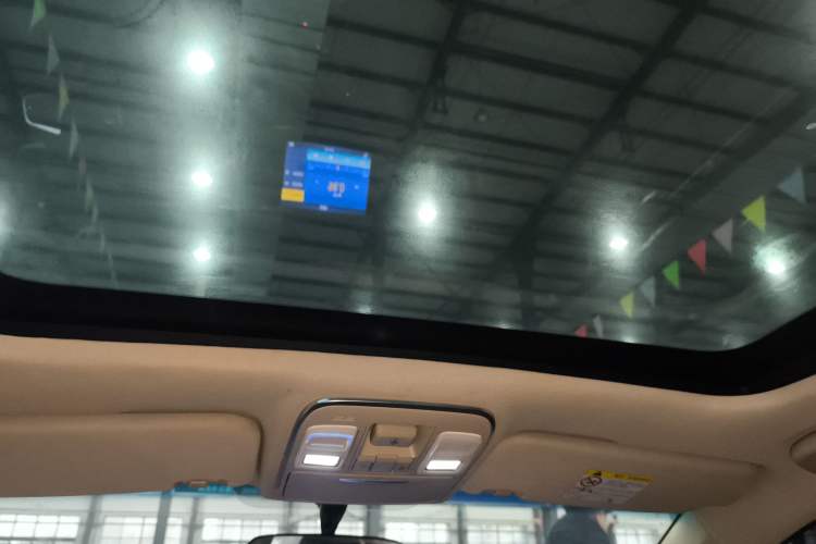 Used Geely Auto Emgrand GS 2016 Sport Edition 1.3T Automatic ZhenShang Model Headliner