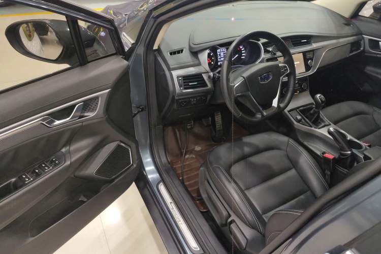 Used Geely Auto Emgrand GS 2016 Sport Edition 1.3T Manual LingShang Model Interior 3