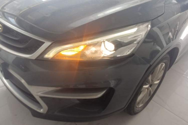 Used Geely Auto Emgrand GS 2016 Sport Edition 1.8L Automatic LingShang Model Left Front Headlight