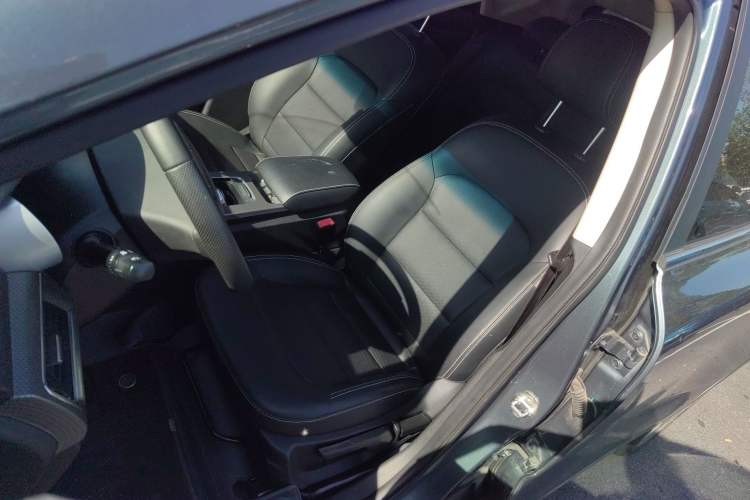 Used Geely Auto Emgrand GS 2016 Elegant Edition 1.3T Automatic LingShang Model Left Front Seat