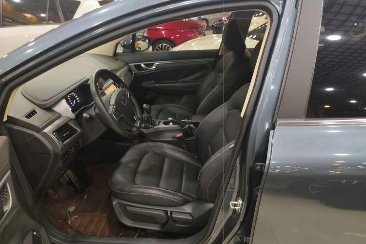 Used Geely Auto Emgrand GS 2016 Sport Edition 1.3T Manual LingShang Model Left Front Seat