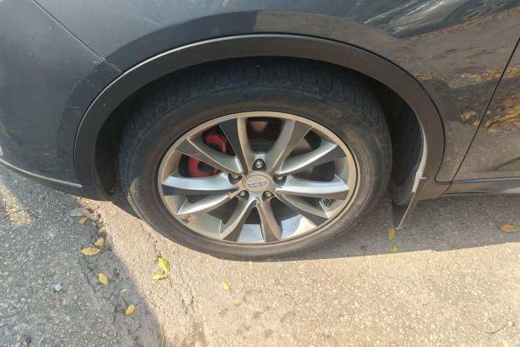 Used Geely Auto Emgrand GS 2016 Sport Edition 1.3T Automatic LingShang Model Left Front Wheel Hub