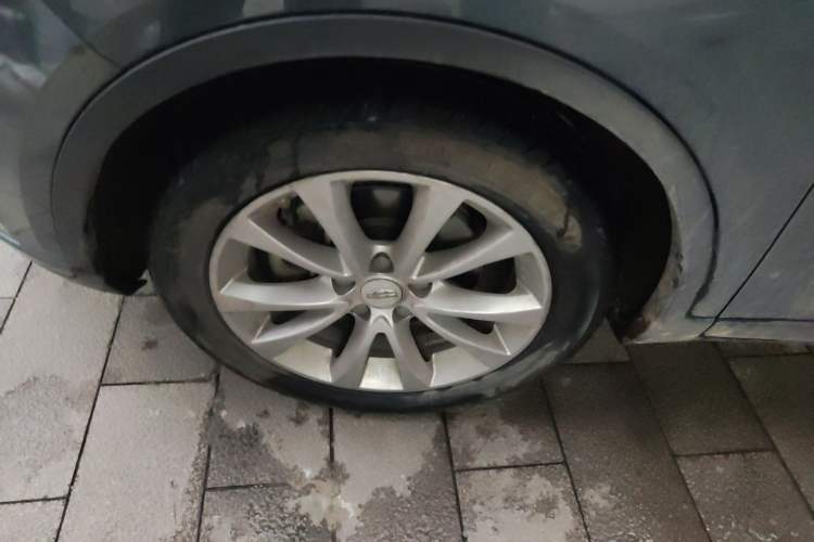 Used Geely Auto Emgrand GS 2016 Elegant Edition 1.8L Automatic LingShang Model Left Front Wheel Hub