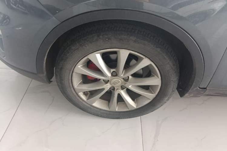 Used Geely Auto Emgrand GS 2016 Sport Edition 1.8L Automatic LingShang Model Left Front Wheel Hub
