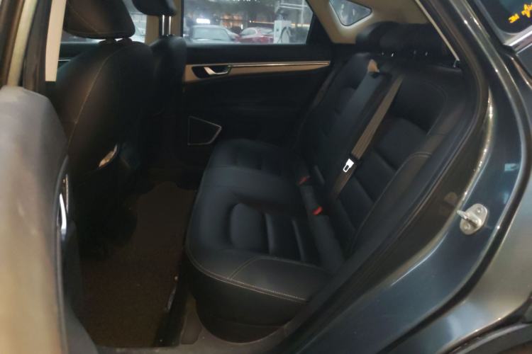 Used Geely Auto Emgrand GS 2016 Elegant Edition 1.8L Automatic LingShang Model Left Rear Seat