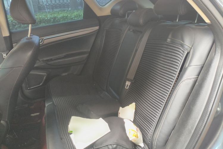 Used Geely Auto Emgrand GS 2016 Sport Edition 1.8L Automatic LingShang Model Left Rear Seat