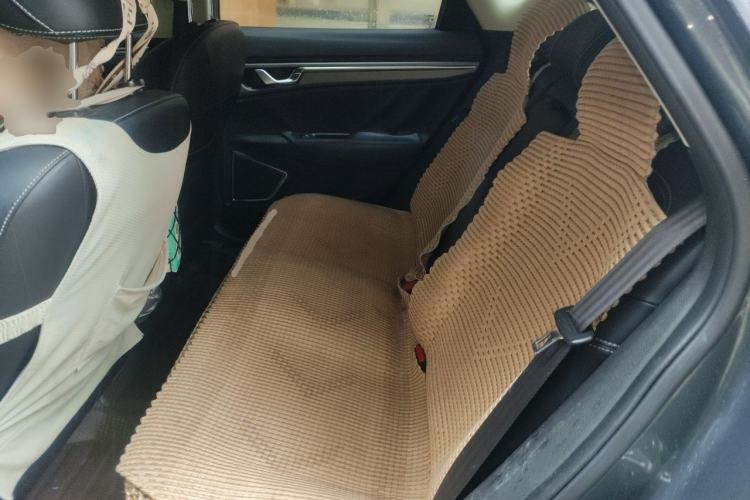 Used Geely Auto Emgrand GS 2016 Sports Edition 1.8L Manual LingShang Model Left Rear Seat