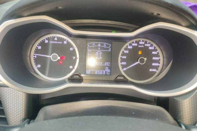 Used Geely Auto Emgrand GS 2016 Sports Edition 1.8L Manual LingShang Model Odometer Close Up