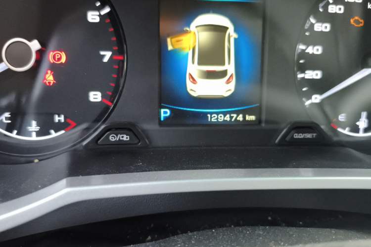 Used Geely Auto Emgrand GS 2016 Sport Edition 1.8L Automatic LingShang Model Odometer Close Up