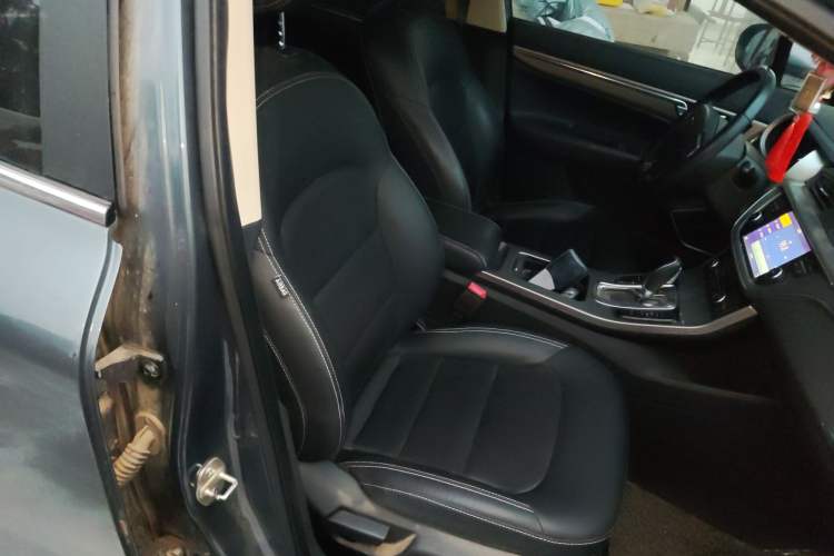 Used Geely Auto Emgrand GS 2016 Elegant Edition 1.8L Automatic LingShang Model Right Front Seat