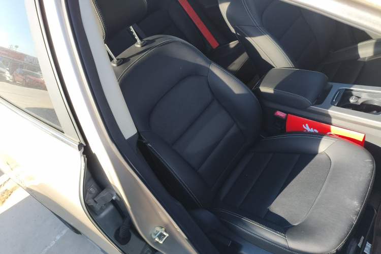 Used Geely Auto Emgrand GS 2016 Sport Edition 1.8L Automatic LingShang Model Right Front Seat