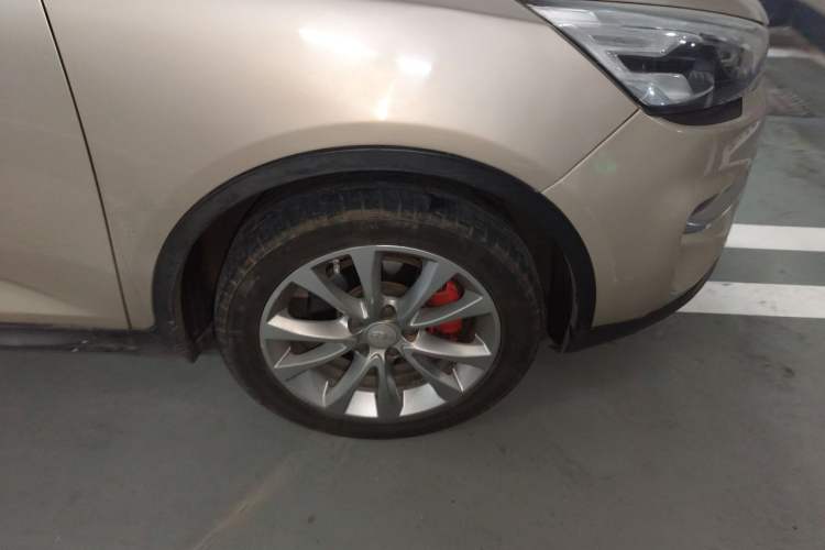 Used Geely Auto Emgrand GS 2016 Sport Edition 1.8L Automatic LingShang Model Right Front Wheel Hub